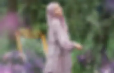 Tampil Modis dan Menawan di Hari Raya, Berikut 3 Tren Warna Baju Lebaran Tahun 2022 yang Wajib Dimiliki