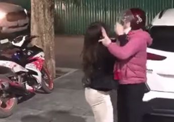 Lihat Istri Sah Serang dan Jambak Wanita Simpanannya, Pria Ini Berikan Reaksi yang Picu Amarah Netizen, Tak Disangka Malah Lakukan Hal Ini!