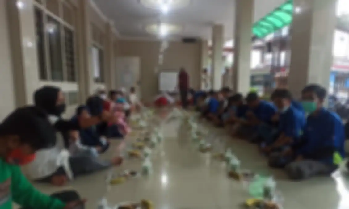 Buka puasa bersama GCI Jakarta bersama anak yatim piatu