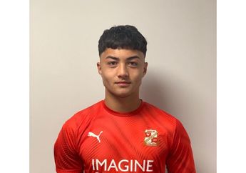 Bek Liga Inggris, Anthony Cheshire Kirim Kode ke PSSI Ingin Bela Timnas U-19 Indonesia?