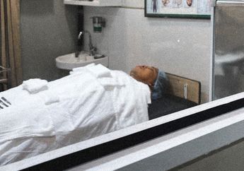 Pernikahan Sudah di Depan Mata, Kabar Kurang Menyenangkan Justru Datang dari Keluarga Atta Halilintar, Kedua Calon Mertua Aurel Hermansyah Terbaring Lemas di Rumah Sakit Menanti Jadwal Operasi Besar