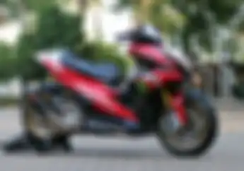 Terinspirasi dari WSBK, Tampilan Yamaha Aerox Ini Jadi Makin Gambot Pakai Pelek XMAX