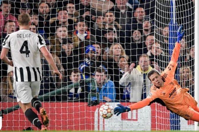 Kiper Juventus, Wojciech Szczesny, menyebut penampilan timnya saat kalah 0-4 dari Chelsea di Liga Champions sangat menyedihkan.