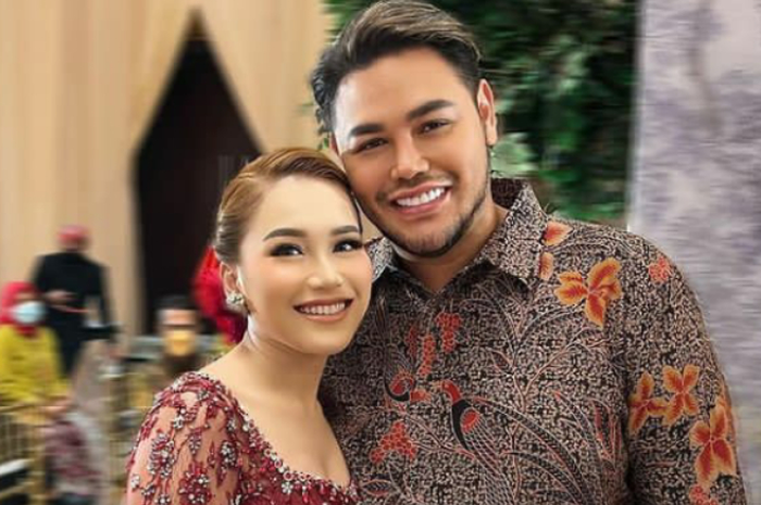 Ayu Ting Ting dan Ivan Gunawan
