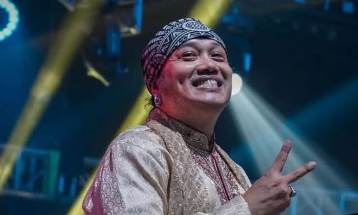 Profil Gatot Kies, Keybordist Band Ungu yang dikabarkan meninggal dunia.