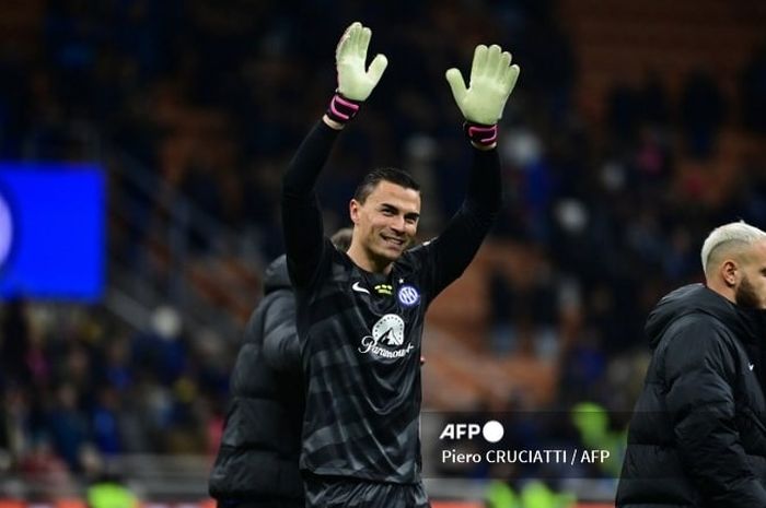 Kiper Inter Milan yang memiliki garis keturunan Indonesia, Emil Audero Mulyadi.