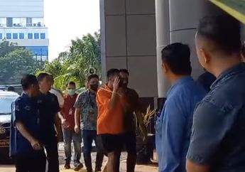 Mario Dandy Jelang Pembacaan Dakwaan Kasus Penganiayaan Terhadap David Ozora, Anak Rafael Alun Pilih Bungkam di Hadapan Media