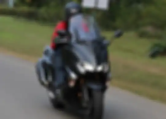 Yamaha TMAX DX saat dites Motorplus
