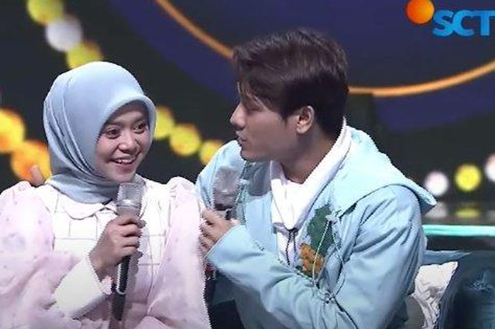 Rizky Billar dan Lesty Kejora.