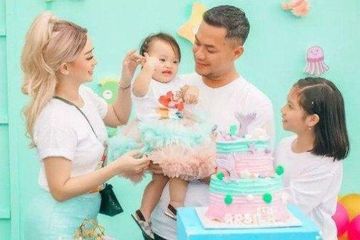 Bantah Isu Pisah Ranjang, Zaskia Gotik dan Sirajuddin Mahmud Pamer Kemesraan di Pesta Ulang Tahun Arsila