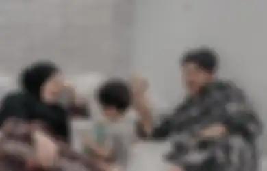 Rumah Tangganya Nyaris di Ujung Tanduk Lantaran Video Kebersamaan Arya Saloka dan Amanda Manopo Bocor, Putri Anne Unggah Potret yang Bak Tunjukkan Keluarganya Baik-baik Saja