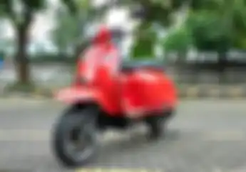 5 Keunikan Skuter Retro Royal Alloy GP200S, Desainnya Mirip Lambretta