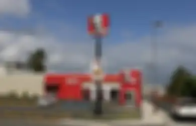 Nemu Uang Rp8,1 Juta di KFC, Cewek Ini Pilih Kembalikan Daripada Diambil!