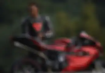 Lewis Hamilton Pembalap Formula 1 Jualan Motor, Harganya Bikin Sakit Perut