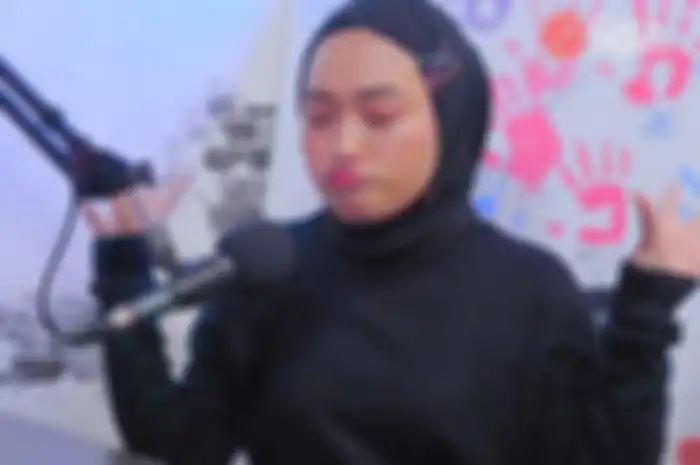 Bikin Geram Lantaran Pakai Masker Seenak Jidat, Youtuber Indira Kalistha Akhirnya Diserbu Netizen Usai Buat Pernyataan Kontroversial