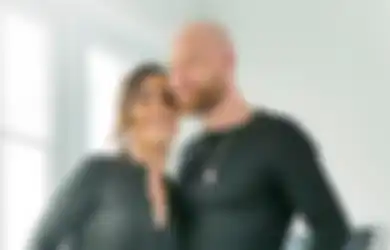 Selalu Disepelekan Warganet, Ternyata Ini Profesi Suami Melaney Ricardo hingga Bisa Bangun Rumah Gedong Lengkap dengan Kolam Renang!