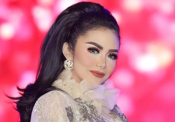 Resmi Dilantik Jadi Anggota DPR RI Bergaji Rp 136 Juta, Krisdayanti Kenakan Kebaya Rancangan Desainer Ternama dan Cincin Raksasa Bertabur Kristal Swarovski