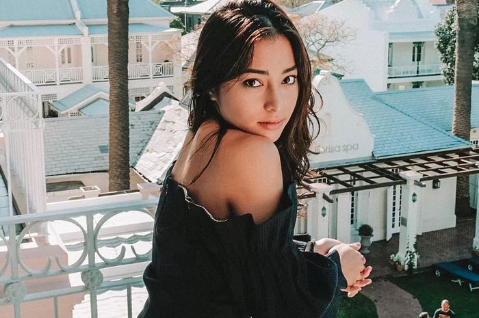 Pakai Rok Mini Transparan, Nikita Willy Jadi Sorotan Saat Latihan Pole Dance yang Disebut Mirip Tarian Striptis