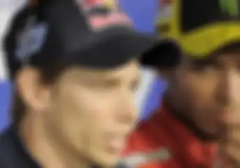 Diam-diam Casey Stoner Beda Pendapat dengan Valentino Rossi Soal Pembalap Muda, Ini Katanya...