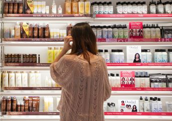 Biar Enggak Keliru, Coba Hindari 5 Kesalahan Ini Saat Membeli Skincare