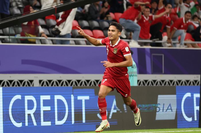 Gelandang timnas Indonesia, Marselino Ferdinan, mencetak gol ke gawang Irak di Piala Asia 2023.