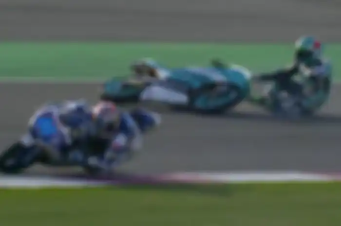 Enea Bastianini terjatuh saat menempati posisi 2
