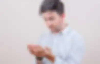 Doa Harian, Cinta Bertepuk Sebelah Tangan? Yuk Amalkan Doa saat Patah Hati Ini