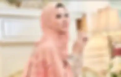 Kakaknya Pendeta, Artis Cantik Mantan Istri Rhoma Irama Dapat Julukan Ini Setelah Mualaf, Tetap Rukun Meski Beda Keyakinan 