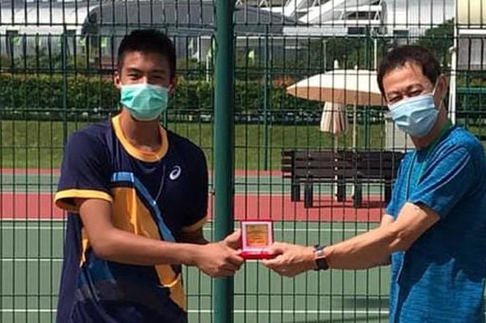 Petenis muda Indonesia, Nathan Anthony Barki usai menjuarari Singapore ITF Junior Championship I 2021, Jumat (29/1/2021)