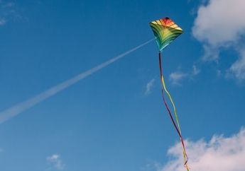 Arti Mimpi Layang-Layang Bisa Bikin Perasaan bak di Atas Angin, Siap-Siap Ada Tanda Tentang Kesuksesan dalam Hal Ini