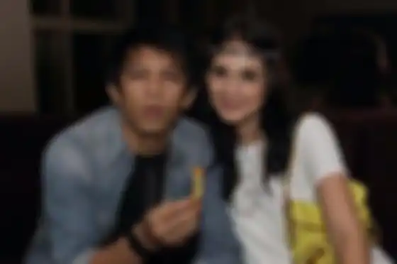 Luna Maya dan Ariel NOAH 