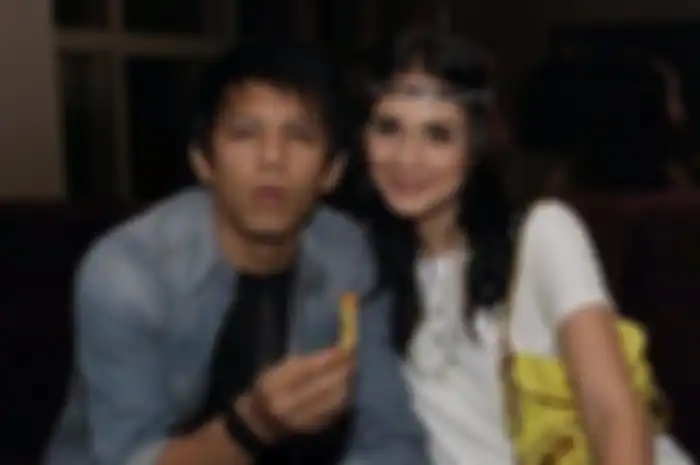 Luna Maya dan Ariel NOAH 