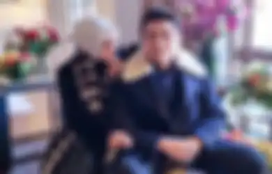 Mantap Berhijab Usai Dinikahi Pengusaha Tajir Reino Barack, Penampilan Syahrini di Masa Lalu Saat Sesumbar Pakai Aksesoris Mentereng Mendadak Kembali Jadi Sorotan, Ada Apa?