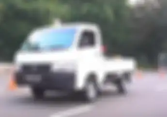 Jadi Pembersih Trek Sirkuit Mandalika, Harga Suzuki Carry Pick Up Bekas Setara 6 Honda BeAT