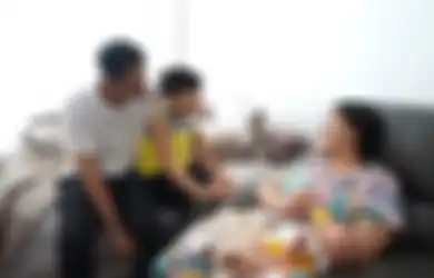 Dengan Polosnya Rafathar Bongkar Curhatan Ibunya yang Sambil Nangis-nangis Saat Raffi Ahmad Tak Ada Dirumah, Nagita Slavina: Aa Itu Ember