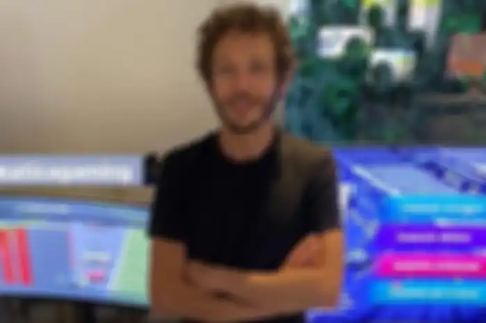 Ilustrasi. Valentino Rossi ternyata serius dengan ucapan terima semua tantangan balapan virtual, terutama roda empat. Gak tanggung-tanggung dua unit simulator gim canggih tiba di rumahnya