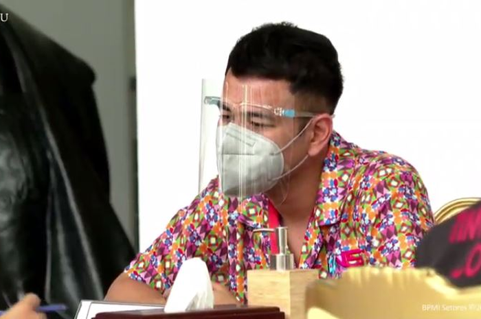 Raffi Ahmad menjalani pemeriksaan kesehatan sebelum suntik vaksin covid-19