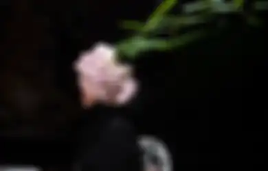 Salah Satunya Perempuan yang Taat Pada Suami, Simak 4 Ciri-ciri Wanita yang Bisa Milih Masuk Surga dari Pintu Mana Pun