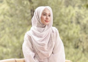  Tampak Enggan Merajut Kembali Kisah Cinta Setelah Setahun Lebih Menjanda, Laudya Cynthia Bella Kepergok Digenggam Mesra Sosok Misterius Ini! Gandengan Baru?