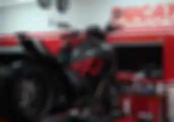 Baru Tahu, Ternyata Bahan Tangki Bensin Ducati Dibedakan dari Jenis Motornya