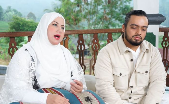 Tasyi Athasyia dan suaminya, Syech Zaki