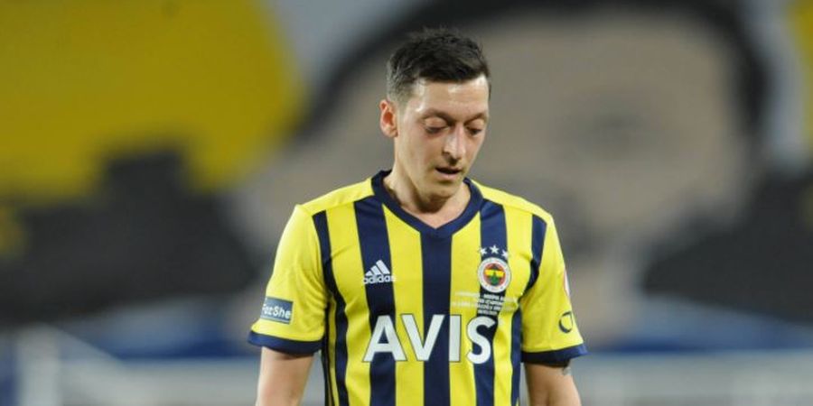 Mesut Oezil Diskors Fenerbahce, Warganet Indonesia: Tanda-tanda Gabung RANS Cilegon Nih