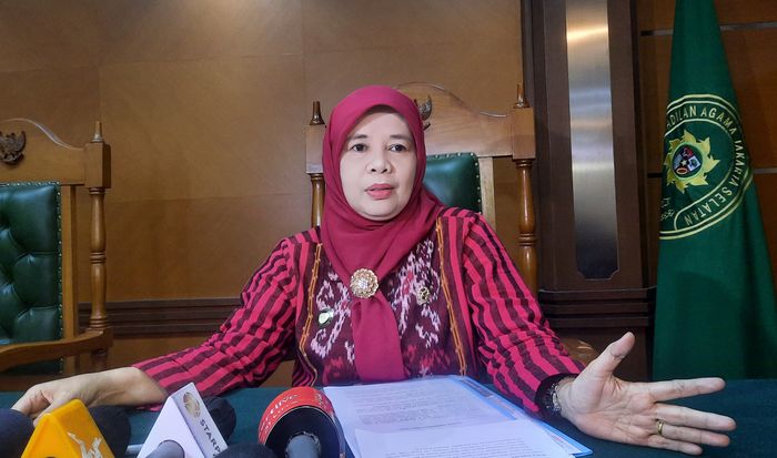 Humas PA Jaksel, H. Taslimah saat ditemui di Pengadilan Agama Jakarta Selatan, Kamis (24/3/2022).