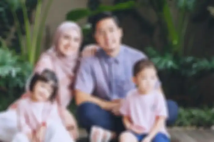 Keluarga Rizky Kinos dan Nycta Gina