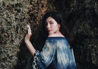 Shalom Razade Mengaku &lsquo;Ketampar&rsquo; Lihat Kondisi Anak di Flores, Putri Wulan Guritno Kini Jadi Sponsor Anak