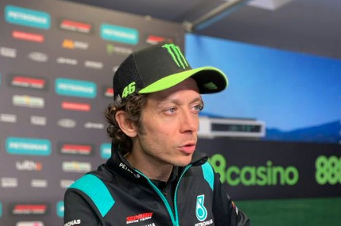 Pembalap Petronas Yamaha SRT, Valentino Rossi.