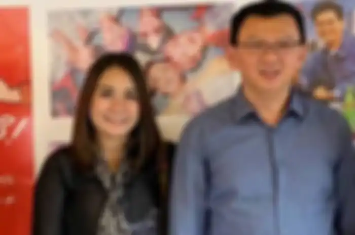 Penampilan Puput Nastiti Devi di foto pernikahan jadi sorotan