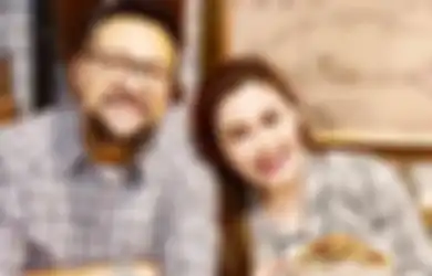Indahnya Toleransi dan Kebersamaan, 17 Tahun Arungi Bahtera Rumah Tangga Meski Beda Keyakinan, Ari Sihasale Selalu Setia Temani Nia Zulkarnaen Bangun Sahur