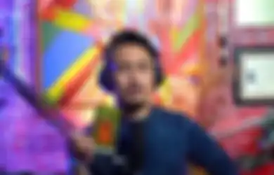Hasil Terawangan Denny Darko Kembali Terbukti? Sosok Ini Mendadak Muncul dalam Survei Pilkada DKI Hingga Ganggu Suara Anies Baswedan