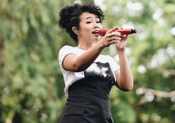 Peringati Hari Ibu, Yura Yunita Duet Nyanyi Bersama sang Bunda